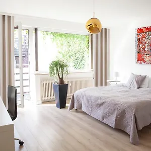 Center Studio Extra Comfort Luxury Double Bed Kitchen Apartment